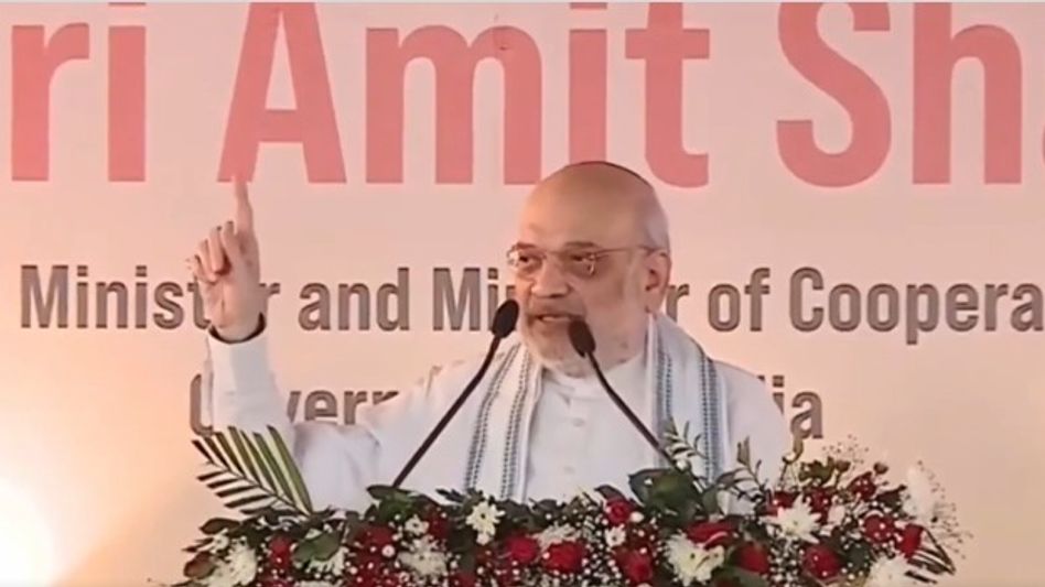Congress left borders open, led to infiltration in Assam: Amit Shah Congress left borders open, led to infiltration in Assam: Amit Shah
