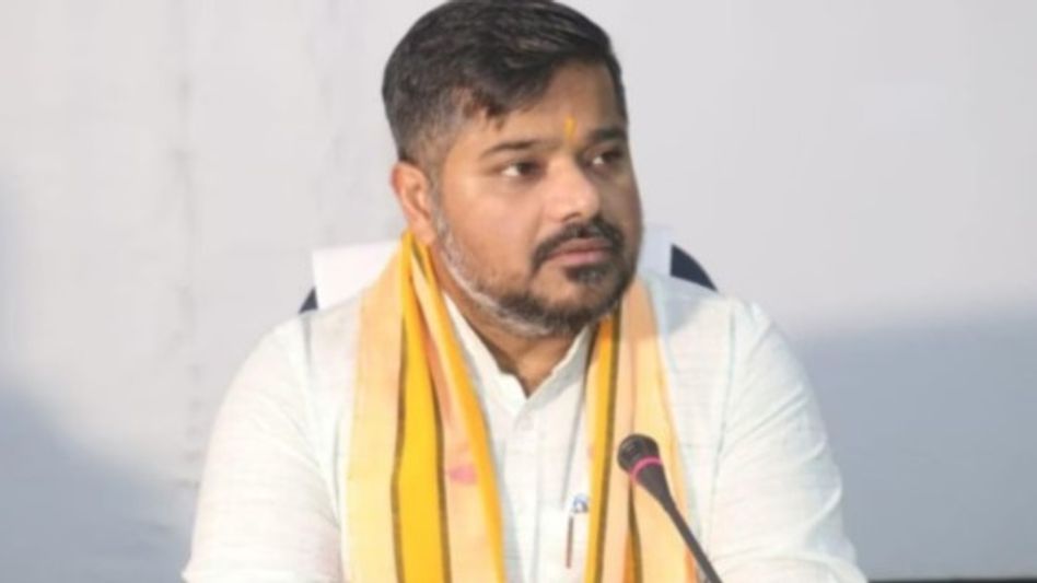 Tripura Minister says Bangladesh is ‘part of our family’; Visa services to resume soon Tripura Minister says Bangladesh is ‘part of our family’; Visa services to resume soon