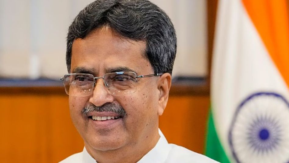 Tripura CM Manik Saha offers prayers at Tirupati temple Tripura CM Manik Saha offers prayers at Tirupati temple