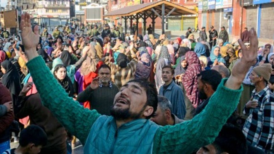 Mobile internet speeds restricted in Kashmir amid protests over Ayatollah Khamenei’s killing Mobile internet speeds restricted in Kashmir amid protests over Ayatollah Khamenei’s killing