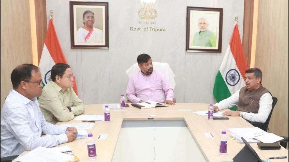 Tripura Minister reviews rollout of ‘PM Rahat’ scheme for road accident victims Tripura Minister reviews rollout of ‘PM Rahat’ scheme for road accident victims