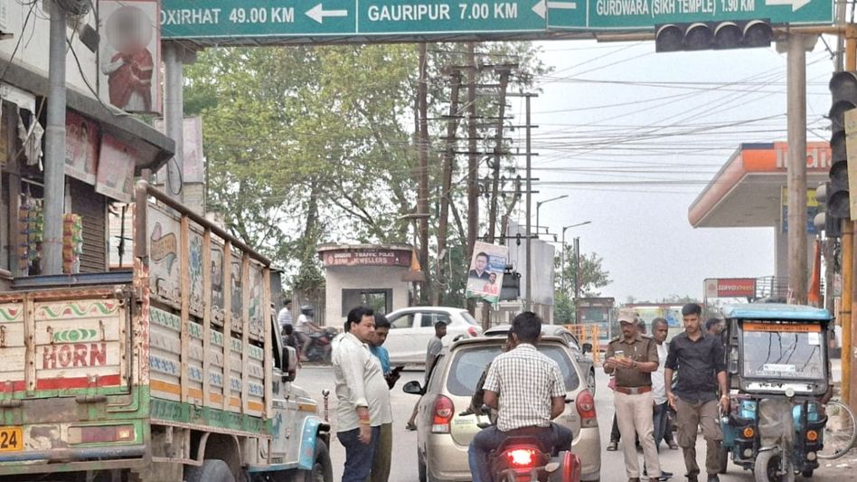 Assam: Dhubri DTO’s massive road drive nets Rs 2 crore, 36 e-rickshaws seized in two days Assam: Dhubri DTO’s massive road drive nets Rs 2 crore, 36 e-rickshaws seized in two days