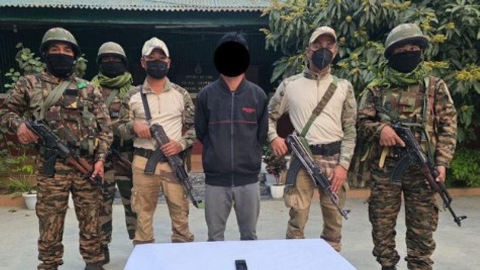 Six militants of banned outfits arrested in Manipur Six militants of banned outfits arrested in Manipur