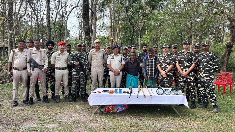 SSB and Assam police arrest two with illegal weapons in joint operation at Gossaigaon's Chowdhary Ghat SSB and Assam police arrest two with illegal weapons in joint operation at Gossaigaon's Chowdhary Ghat