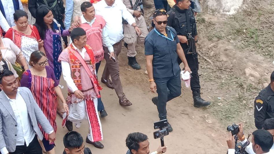 KAAC chief Tuliram Ronghang files nomination for Rongkhang, accompanies BJP’s Amri candidate in Hamren KAAC chief Tuliram Ronghang files nomination for Rongkhang, accompanies BJP’s Amri candidate in Hamren