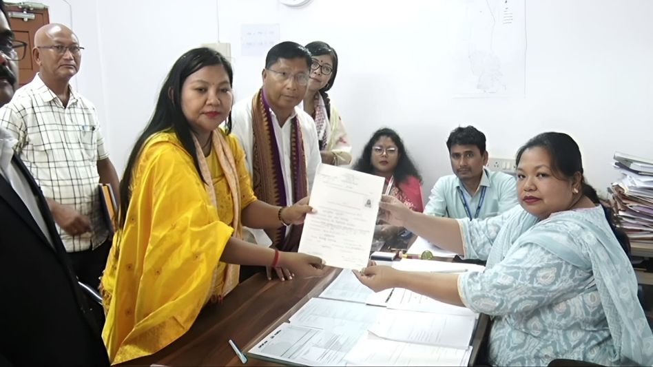 Hagrama Mohilary's wife declares 30+ vehicles, 30+ bank accounts, Rs 31.69 lakh cash in hand in massive poll affidavit Hagrama Mohilary's wife declares 30+ vehicles, 30+ bank accounts, Rs 31.69 lakh cash in hand in massive poll affidavit