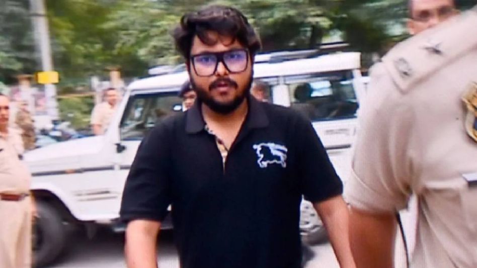 ED attaches Rs13.41 crore assets in massive Ponzi scam linked to DB Stock Consultancy ED attaches Rs13.41 crore assets in massive Ponzi scam linked to DB Stock Consultancy