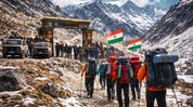 Expedition to traverse 50 mountain passes in Sikkim flagged off Expedition to traverse 50 mountain passes in Sikkim flagged off