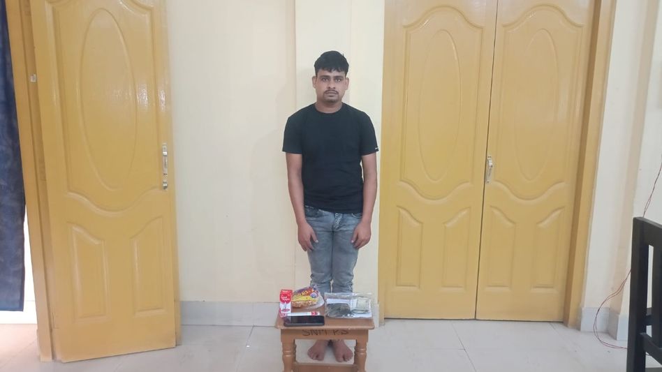 Man held with 16 fake Rs 500 notes in Tripura, probe widens in Sonamura area Man held with 16 fake Rs 500 notes in Tripura, probe widens in Sonamura area