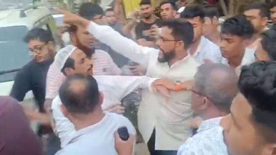 Assam: Clash erupts between Congress, AIUDF workers during poll campaign in Sribhumi Assam: Clash erupts between Congress, AIUDF workers during poll campaign in Sribhumi