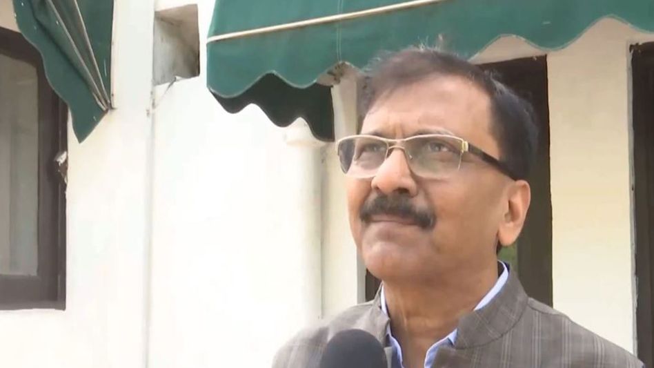 Shiv Sena MP Sanjay Raut attacks BJP over Assam ‘demographic change’ claims Shiv Sena MP Sanjay Raut attacks BJP over Assam ‘demographic change’ claims