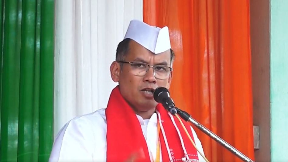 Gaurav Gogoi alleges ‘syndicate politics’ in BJP, promises new law to bar kin from govt contracts Gaurav Gogoi alleges ‘syndicate politics’ in BJP, promises new law to bar kin from govt contracts