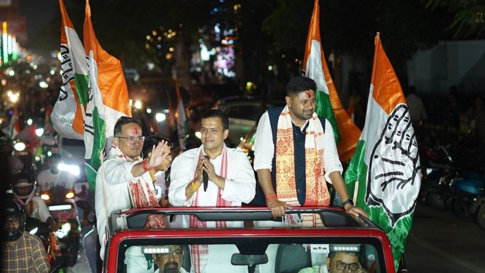 Assam polls: Gaurav Gogoi, Lurinjyoti lead Guwahati roadshow for opposition candidates Assam polls: Gaurav Gogoi, Lurinjyoti lead Guwahati roadshow for opposition candidates