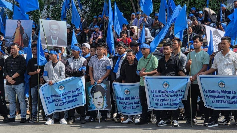 Meghalaya: KSU's Khasi National Awakening Day rally in Laban marred by stone-pelting Meghalaya: KSU's Khasi National Awakening Day rally in Laban marred by stone-pelting