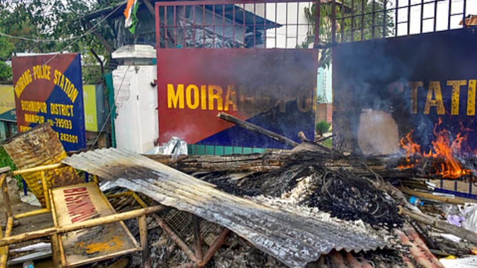 Manipur: Situation remains tense but calm after violence over bomb attack in Bishnupur Manipur: Situation remains tense but calm after violence over bomb attack in Bishnupur