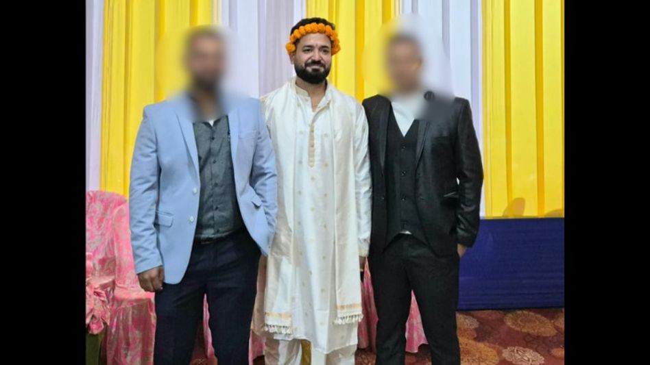 Man found dead under mysterious circumstances at mall in Guwahati; police launch probe Man found dead under mysterious circumstances at mall in Guwahati; police launch probe