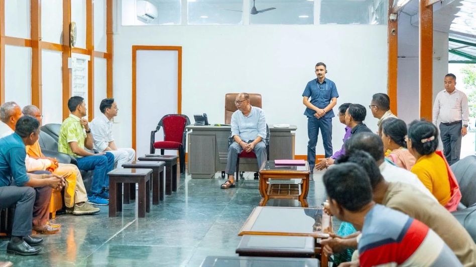 Manipur: Residents of peripheral villages in Imphal East meet CM, urge retention of Pambei-Led UNLF camp Manipur: Residents of peripheral villages in Imphal East meet CM, urge retention of Pambei-Led UNLF camp