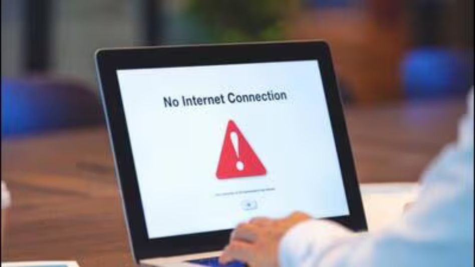Internet suspension extended in 5 Manipur districts amid law & order concerns Internet suspension extended in 5 Manipur districts amid law & order concerns