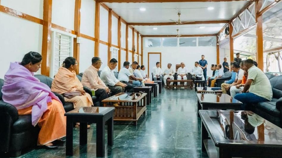 Manipur CM, JAC fail to resolve Tronglaobi demands; talks to continue Manipur CM, JAC fail to resolve Tronglaobi demands; talks to continue