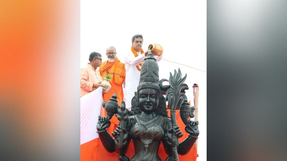 Tripura CM joins consecration of 15-ft Ma Soundarya Chinmoyee statue in Mohanpur Tripura CM joins consecration of 15-ft Ma Soundarya Chinmoyee statue in Mohanpur