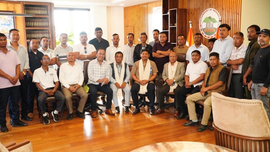 Meghalaya CM meets village headmen, discusses water, farming and infrastructure issues Meghalaya CM meets village headmen, discusses water, farming and infrastructure issues