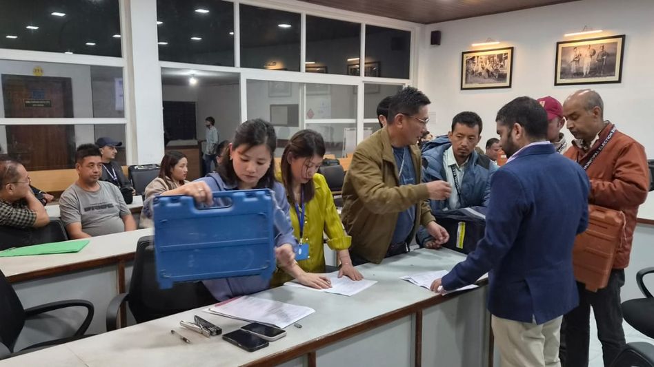 Peaceful polling ends in Gangtok’s Ward No. 10, 46.09% voter turnout recorded Peaceful polling ends in Gangtok’s Ward No. 10, 46.09% voter turnout recorded
