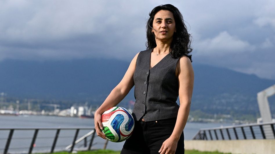 FIFA clears refugee-led Afghan women’s team to compete without Taliban approval FIFA clears refugee-led Afghan women’s team to compete without Taliban approval