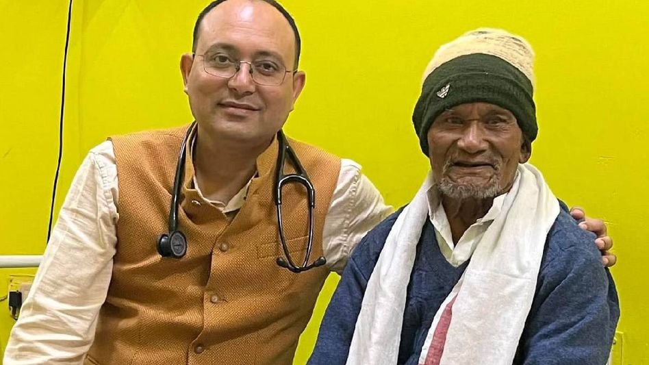 93-year-old Assam man recovers after massive bee attack leaves him unconscious for 24 hours 93-year-old Assam man recovers after massive bee attack leaves him unconscious for 24 hours
