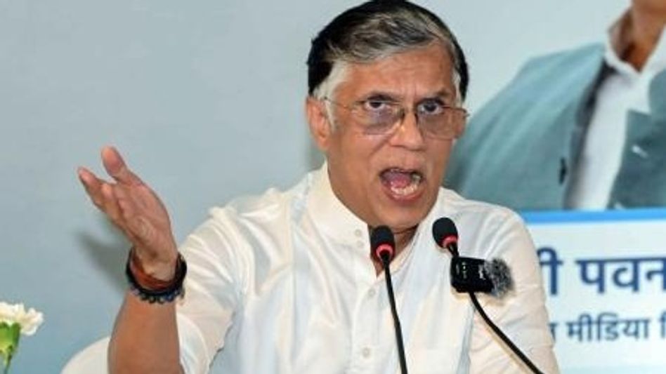 Supreme Court grants anticipatory bail to Congress leader Pawan Khera in Assam case Supreme Court grants anticipatory bail to Congress leader Pawan Khera in Assam case