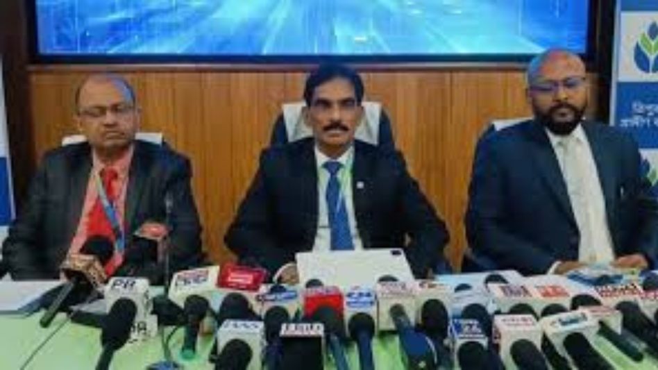 Lack of industrialisation behind Tripura’s low credit-deposit ratio: Gramin Bank chief Lack of industrialisation behind Tripura’s low credit-deposit ratio: Gramin Bank chief
