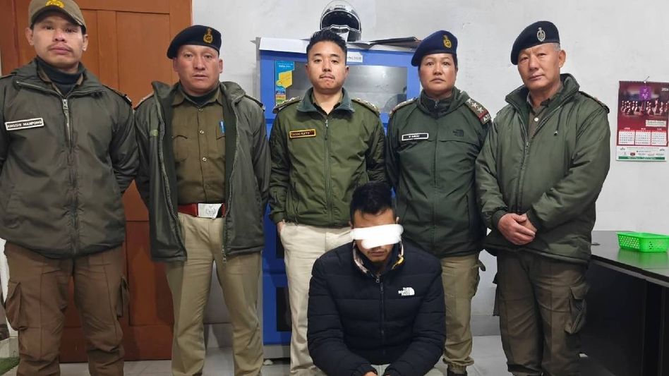 Taxi driver from Bengal stabbed to death in Arunachal's Tawang during altercation, accused arrested within hours Taxi driver from Bengal stabbed to death in Arunachal's Tawang during altercation, accused arrested within hours