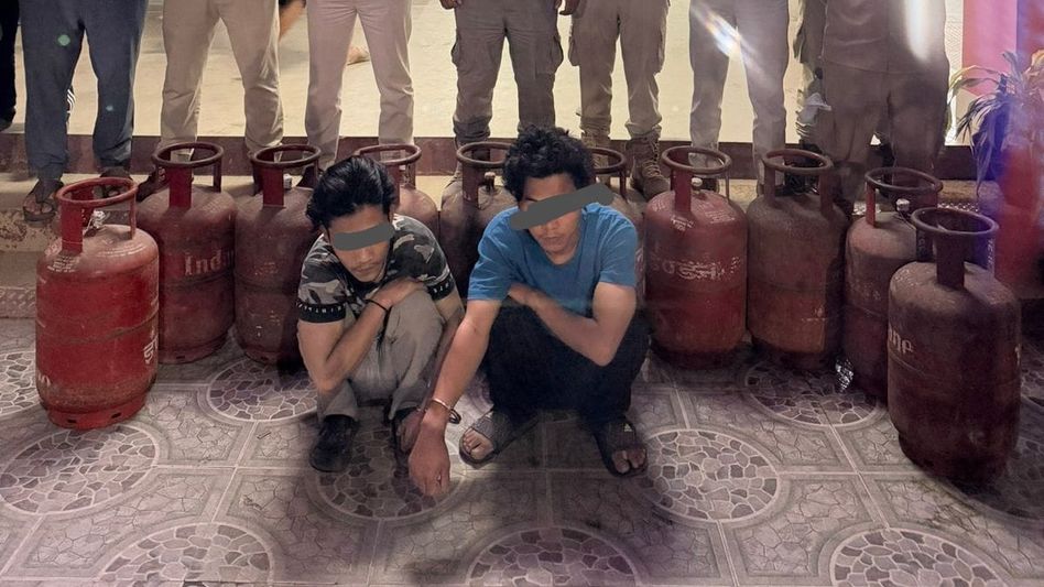 Itanagar Police bust LPG cylinder theft racket amid supply shortage, two arrested Itanagar Police bust LPG cylinder theft racket amid supply shortage, two arrested
