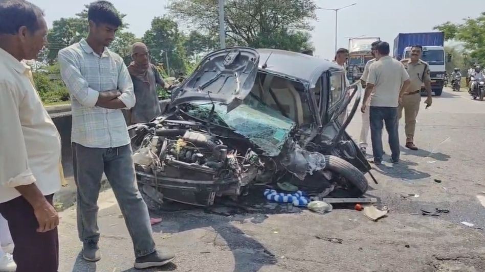 Woman killed, husband injured in highway accident at Assam's Bongaigaon Woman killed, husband injured in highway accident at Assam's Bongaigaon