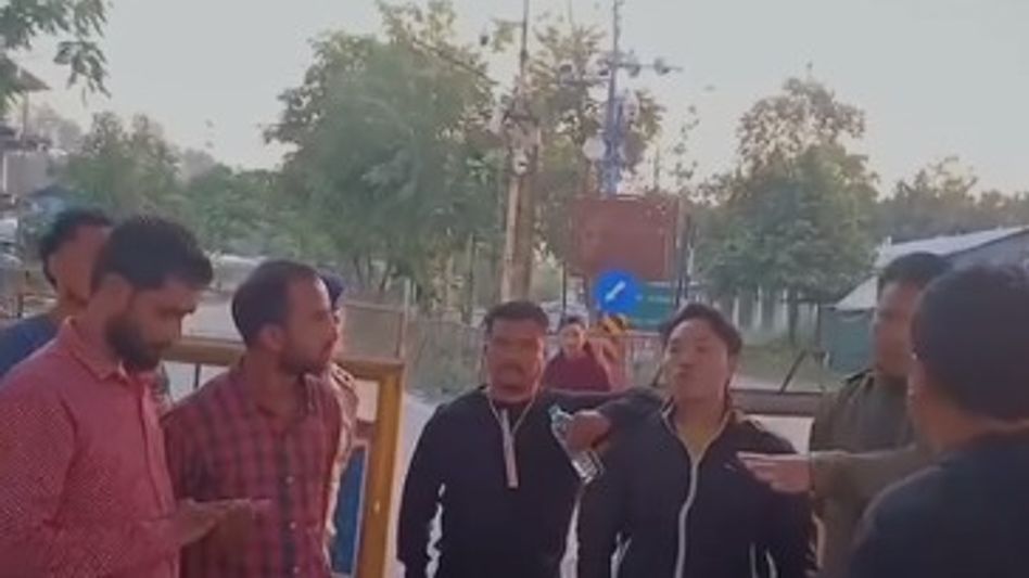 Tribal rights group ST Bachao Andolan alleges illegal entry, cash collection at Holongi check gate in Arunachal Tribal rights group ST Bachao Andolan alleges illegal entry, cash collection at Holongi check gate in Arunachal