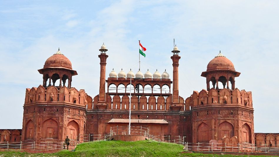 1.5 lakh from 550 tribes to converge at Red Fort for Birsa Munda’s 150th birth anniversary 1.5 lakh from 550 tribes to converge at Red Fort for Birsa Munda’s 150th birth anniversary