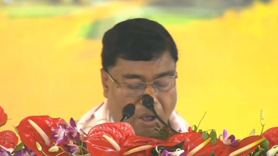Rameswar Teli takes oath as Minister-designate as BJP-led NDA forms government in Assam Rameswar Teli takes oath as Minister-designate as BJP-led NDA forms government in Assam