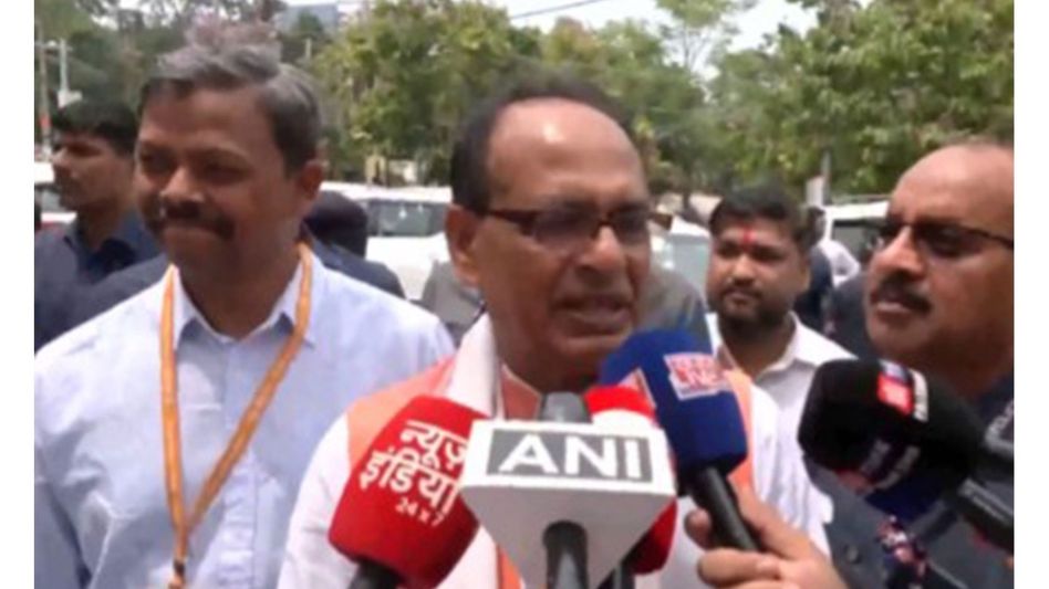“Himanta will take Assam to new heights”: Shivraj Singh Chouhan after CM’s oath ceremony “Himanta will take Assam to new heights”: Shivraj Singh Chouhan after CM’s oath ceremony