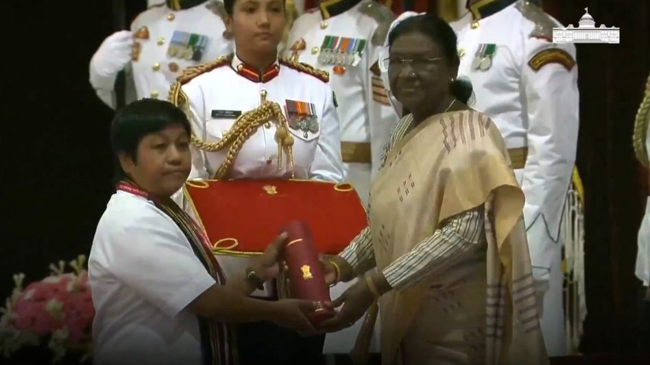 Mizoram health worker receives national Florence Nightingale nurses award Mizoram health worker receives national Florence Nightingale nurses award