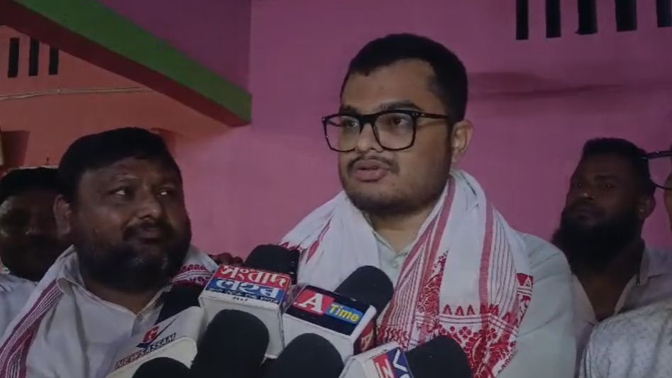 ‘Opposition yet development-oriented’: Samaguri MLA Tanzil Hussain meets residents in Dakhin Khatowal ‘Opposition yet development-oriented’: Samaguri MLA Tanzil Hussain meets residents in Dakhin Khatowal