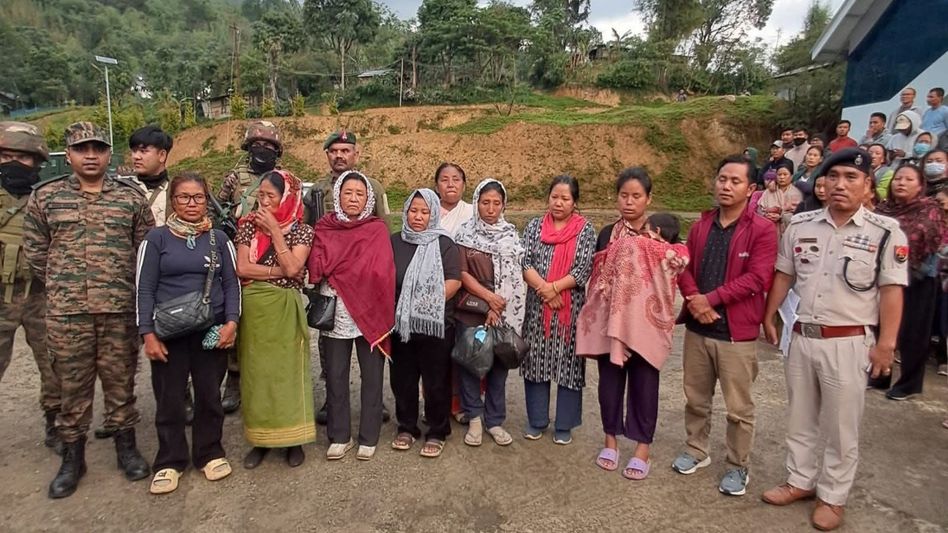 Kuki and Naga groups free 28 hostages after joint efforts by CSOs and police Kuki and Naga groups free 28 hostages after joint efforts by CSOs and police