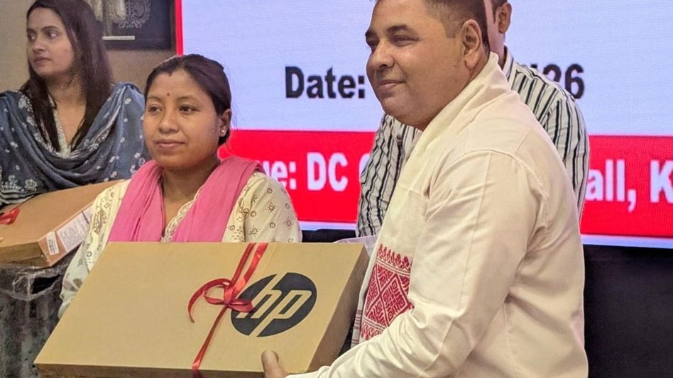 Assam government distributes laptops to 71 DigiPay Sakhis under DAY-NRLM scheme Assam government distributes laptops to 71 DigiPay Sakhis under DAY-NRLM scheme