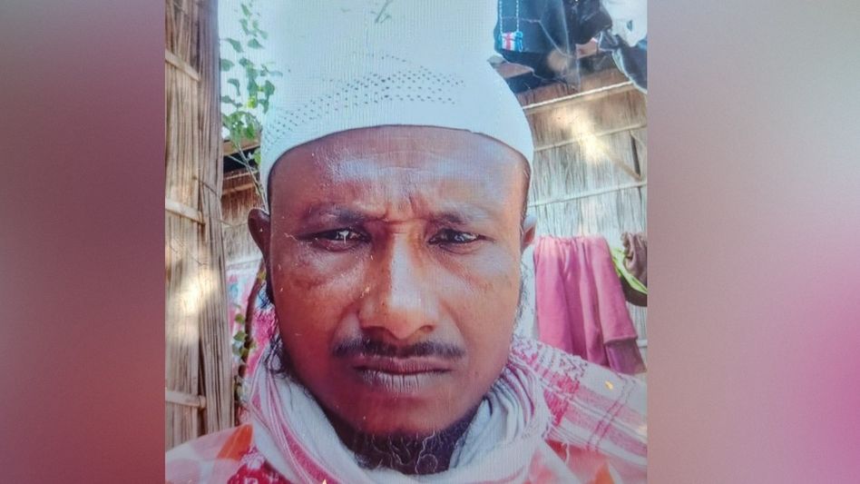 Assam man dies after falling from train near New Jalpaiguri while returning home for Bakrid Assam man dies after falling from train near New Jalpaiguri while returning home for Bakrid