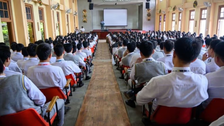 Mizoram clears 52 schools for provincialisation, 288 left out Mizoram clears 52 schools for provincialisation, 288 left out