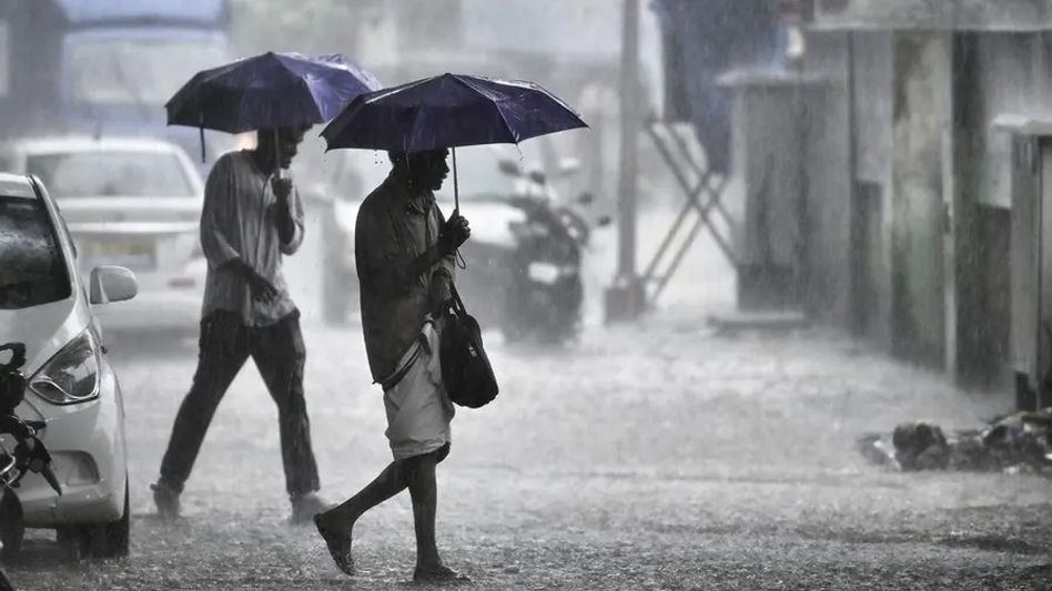 IMD issues thunderstorm and heavy rainfall alert for Assam and Meghalaya IMD issues thunderstorm and heavy rainfall alert for Assam and Meghalaya
