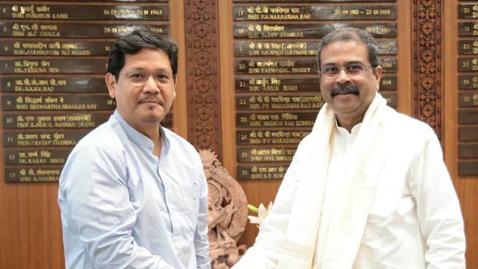Meghalaya’s 14,600 schools causing resource fragmentation, CM Conrad Sangma tells Centre Meghalaya’s 14,600 schools causing resource fragmentation, CM Conrad Sangma tells Centre