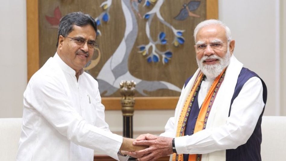 Tripura CM seeks AIIMS, Vande Bharat and more PMAY houses during meeting with PM Modi Tripura CM seeks AIIMS, Vande Bharat and more PMAY houses during meeting with PM Modi