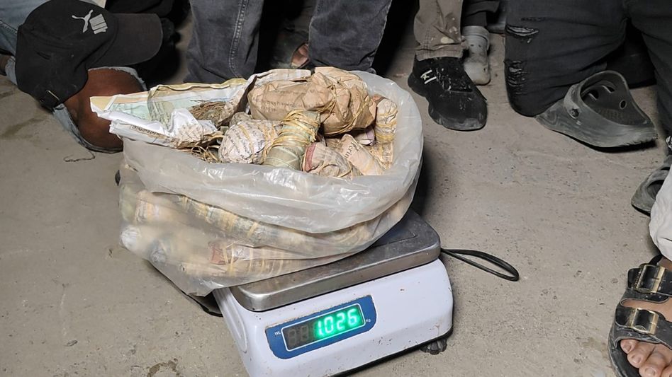 Moran police seize over 1 kg ganja, two alleged traffickers arrested Moran police seize over 1 kg ganja, two alleged traffickers arrested
