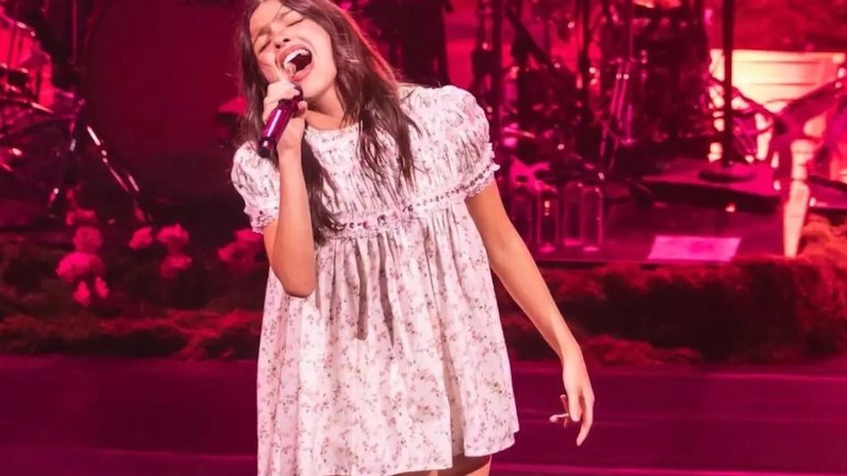 Olivia Rodrigo calls babydoll dress backlash ‘disturbing’, criticises online reactions Olivia Rodrigo calls babydoll dress backlash ‘disturbing’, criticises online reactions