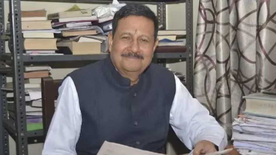 Assam Congress revokes expulsion order against Nilamani Sen Deka Assam Congress revokes expulsion order against Nilamani Sen Deka