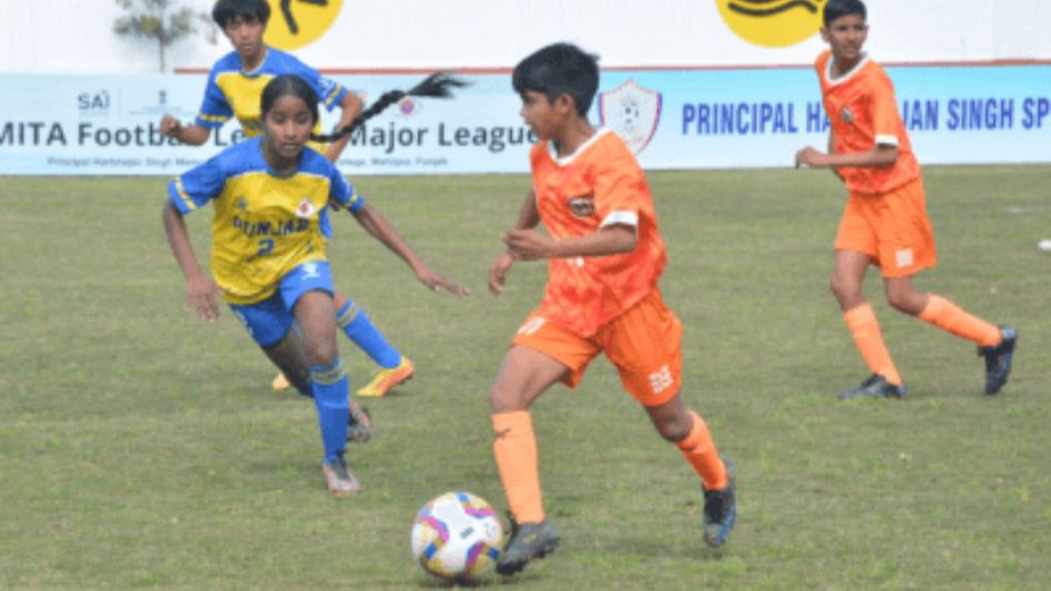 Meghalaya’s grassroots football network supports 10,000 players: Union Minister review Meghalaya’s grassroots football network supports 10,000 players: Union Minister review